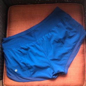 LULU LEMON pace perfect shorts